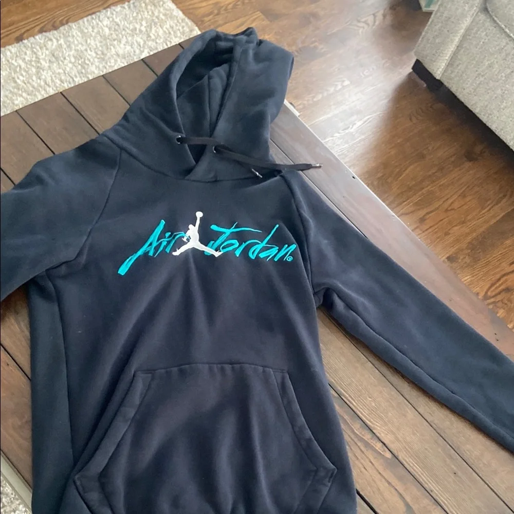Air Jordan Black Hoodie Men’s/Women’s Size Small | Nike Jordan Pullover